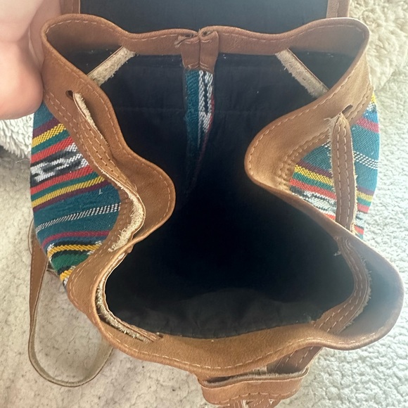 Handmade Guatemalan Canvas Drawstring Small Backpack - Picture 5 of 8